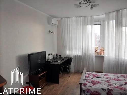 квартира за адресою Олени Пчілки вул., 2