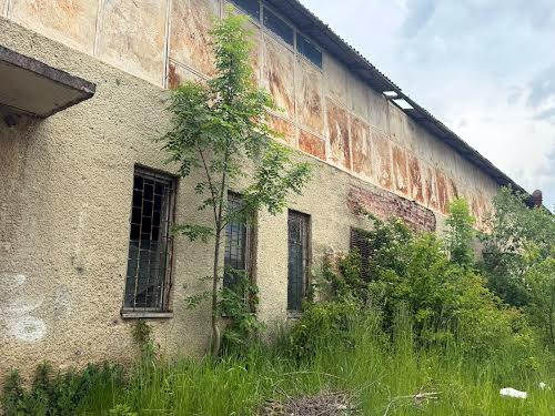 комерційна за адресою Івана Мазепи вул., 14