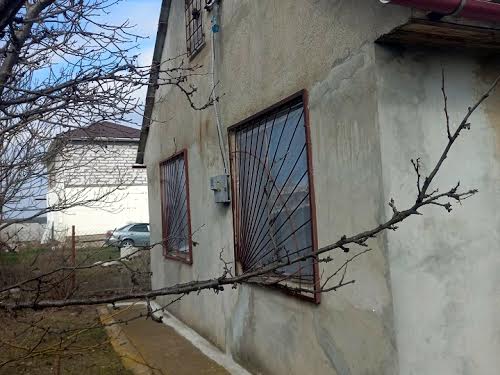 будинок за адресою с-ще. Світле, Веселая, 2