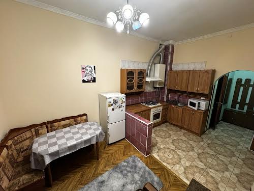 квартира за адресою Крехівська вул., 7