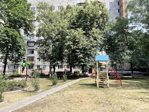 квартира за адресою Лабораторна вул., 46