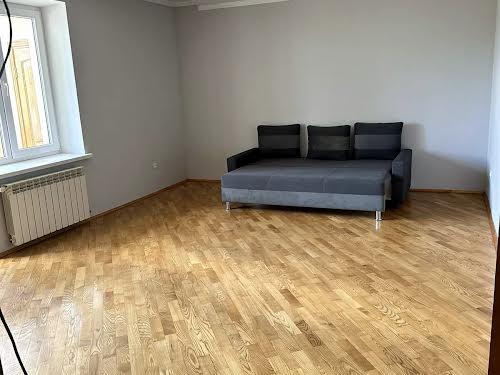квартира за адресою Тролейбусна вул., 26