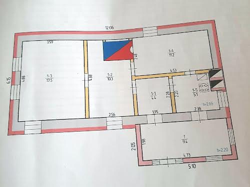 будинок за адресою с. Садки, центр