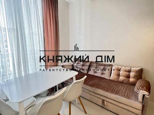 квартира за адресою Практична вул., 4