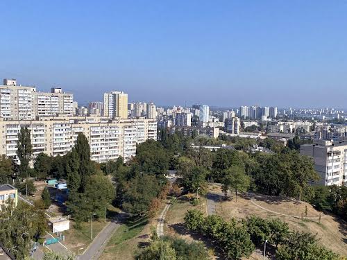 квартира за адресою Наталії Ужвій вул., 9
