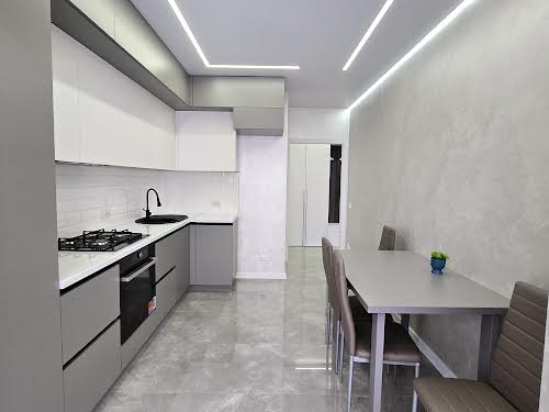 квартира за адресою Височана вул., 18