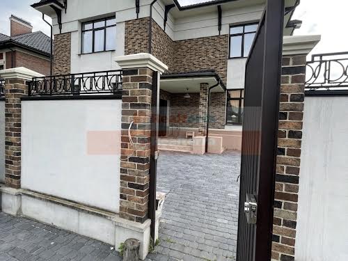 будинок за адресою Богатирська вул., 30б