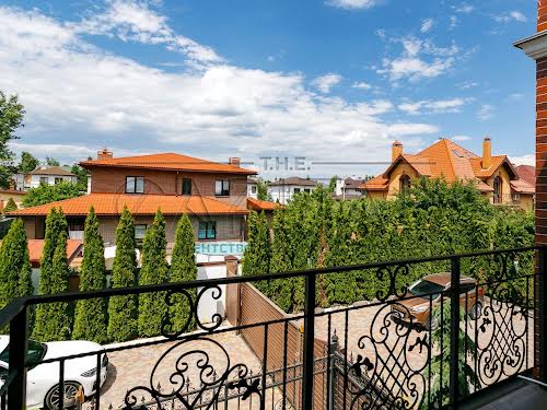 дом по адресу с. Петропавловская борщаговка, Фізкультурний пер., 30