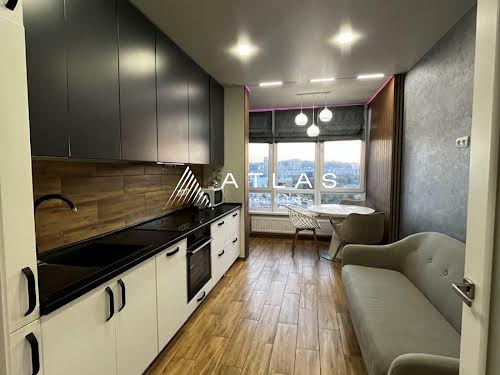 квартира за адресою Авраама Лінкольна вул., 6а