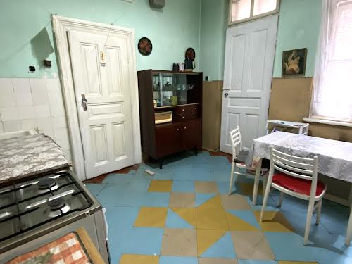 квартира за адресою Степана Бандери вул. (), 28