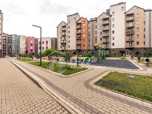квартира за адресою Анатолія Луценка вул., 19