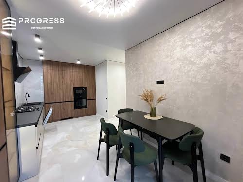 квартира за адресою Юліана Пелеша вул., 8