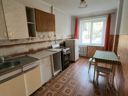 квартира за адресою Гната Хоткевича вул., 42