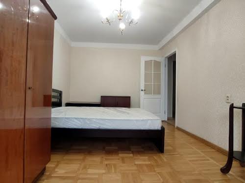 квартира за адресою Амвросія Бучми бульв., 7