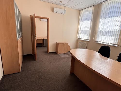 комерційна за адресою Стартова вул., 22