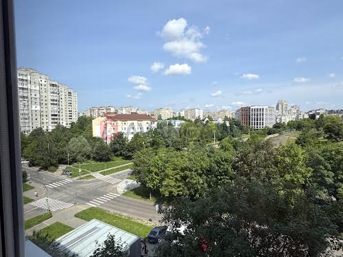 квартира за адресою Кирила Трильовського вул., 27