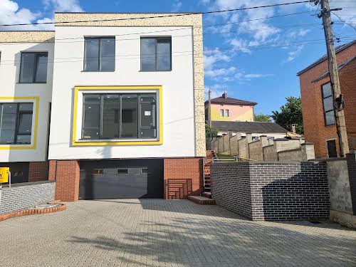 дом по адресу Ивана Гонты ул., 8А