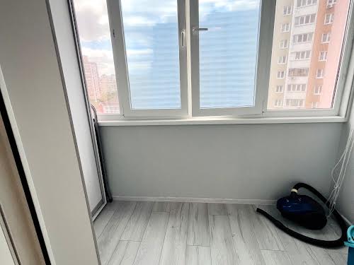 квартира за адресою Драгоманова вул., 1-К