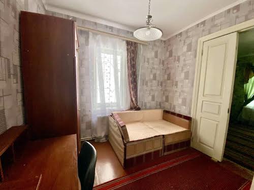будинок за адресою Героїв УПА вул. (Камчатська), 57