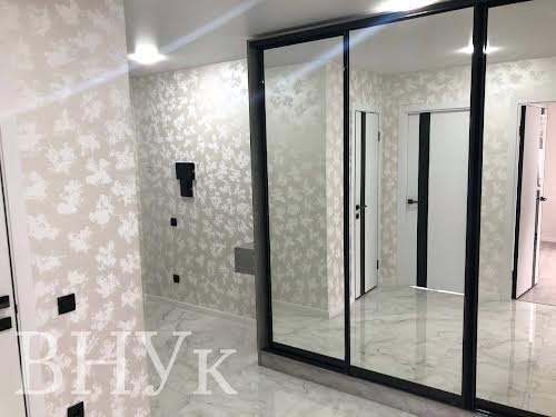 квартира за адресою Білогірська вул., 13