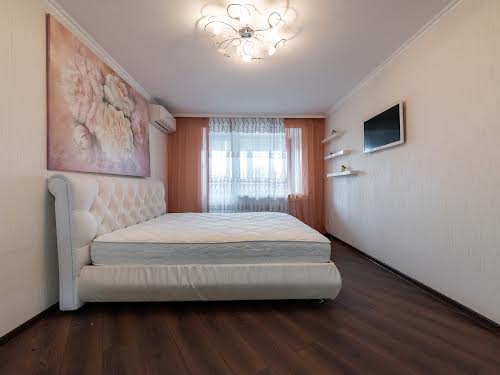 квартира за адресою Ніжинська вул., 10