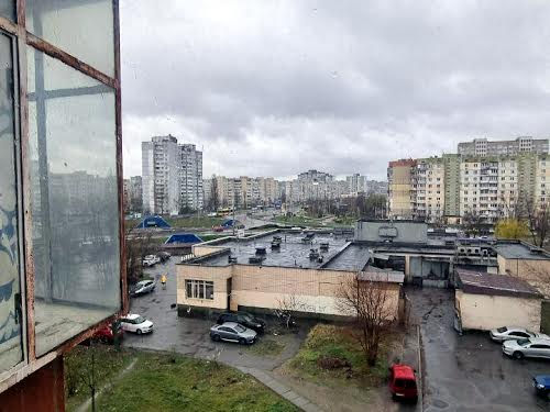квартира по адресу Червоной Калины просп. (Владимира Маяковского), 65