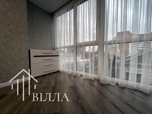 квартира за адресою Білогірська вул., 13