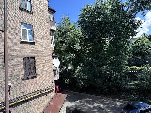 квартира за адресою Зоологічна вул., 6