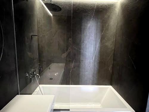 квартира за адресою Залізнична вул., 7а