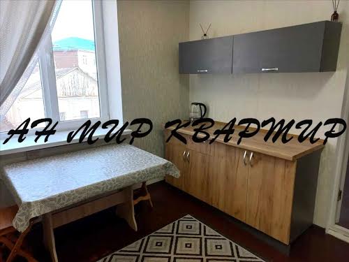 квартира за адресою Пилипа Орлика вул. (Паризької Комуни), 20