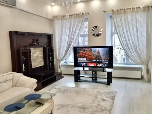 квартира за адресою Європейська пл. (Катерининська), 21