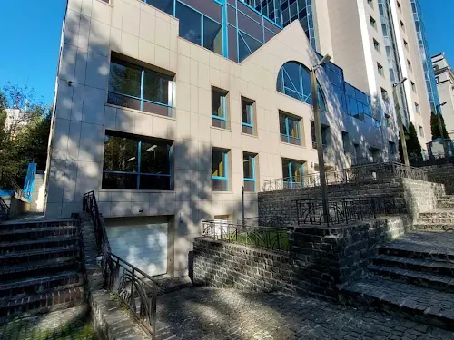 коммерческая по адресу Шелковичная ул., 42-44