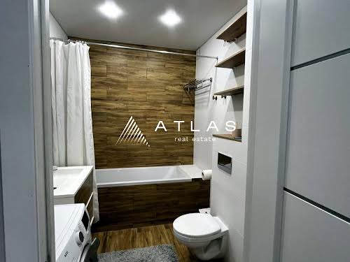 квартира за адресою Авраама Лінкольна вул., 6а