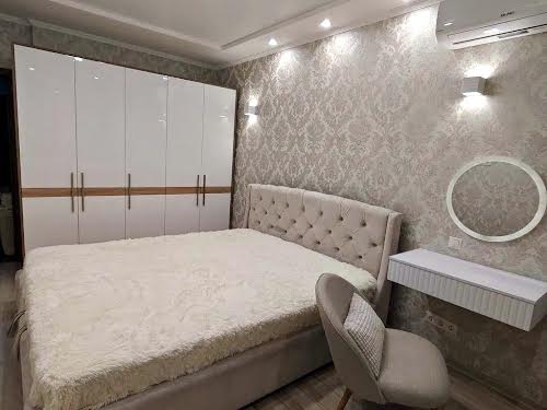 квартира за адресою Драгоманова, 4А