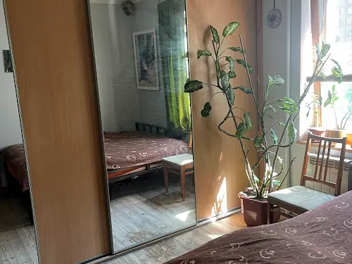 квартира за адресою Срібнокільська вул., 4