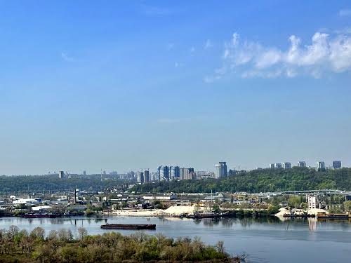 квартира за адресою Київ, Причальна вул., 1/5