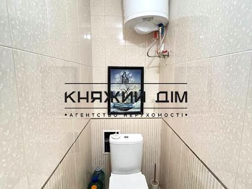квартира за адресою Машинобудівна вул., 8