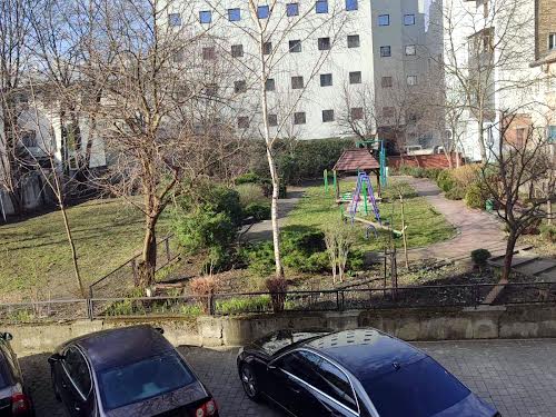 квартира по адресу Ивана Франка ул., 23а