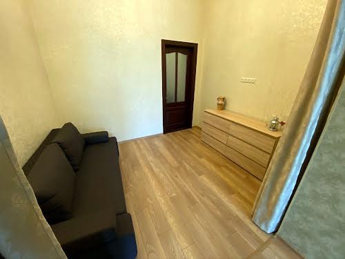 квартира по адресу Святого Теодора пл., 5