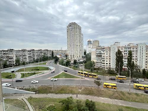 квартира по адресу Героев Днепра ул., 73