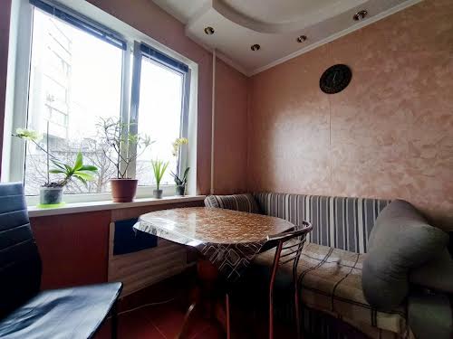 квартира по адресу Генерала Пухова ул., 103
