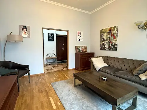 квартира за адресою Лютеранська вул., 4
