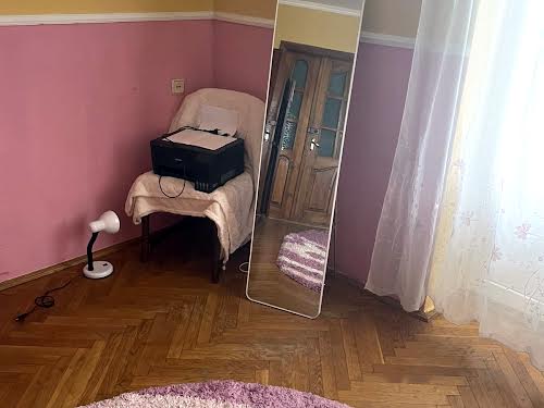 кімната за адресою Демнянська вул., 4а