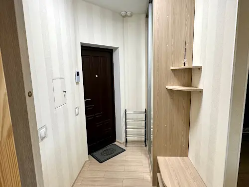 квартира за адресою Ревуцького вул., 7-В