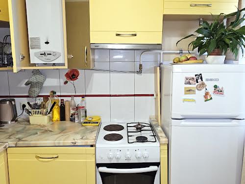 квартира за адресою Перемоги вул., 15