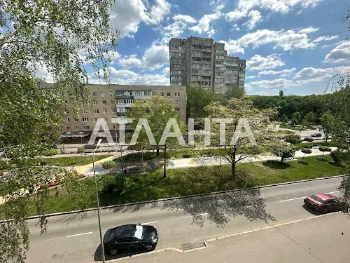 квартира за адресою Космонавтів просп., 78