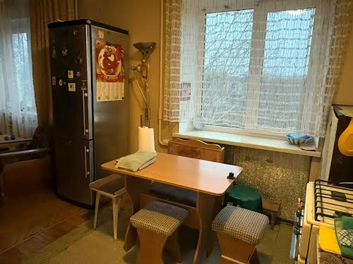 квартира за адресою Євгена Танцюри вул., 59