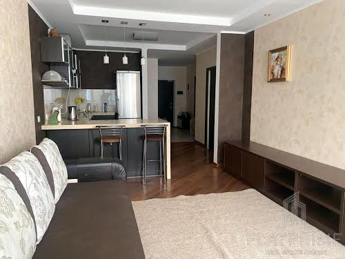 квартира за адресою Олени Пчілки вул., 6