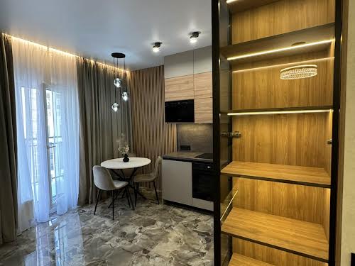 квартира за адресою Краснова вул., 3