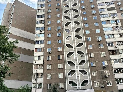 квартира по адресу Александра Мишуги ул., 3